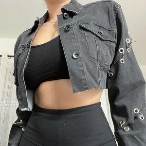 Grey jean jacket from fashionnova. Never worn
